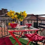 Croisette Terrasse Vue Sur La Et La 5 Mn De La